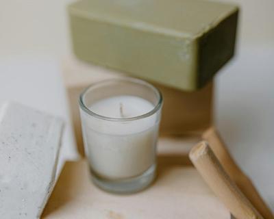 soy vs beeswax candles